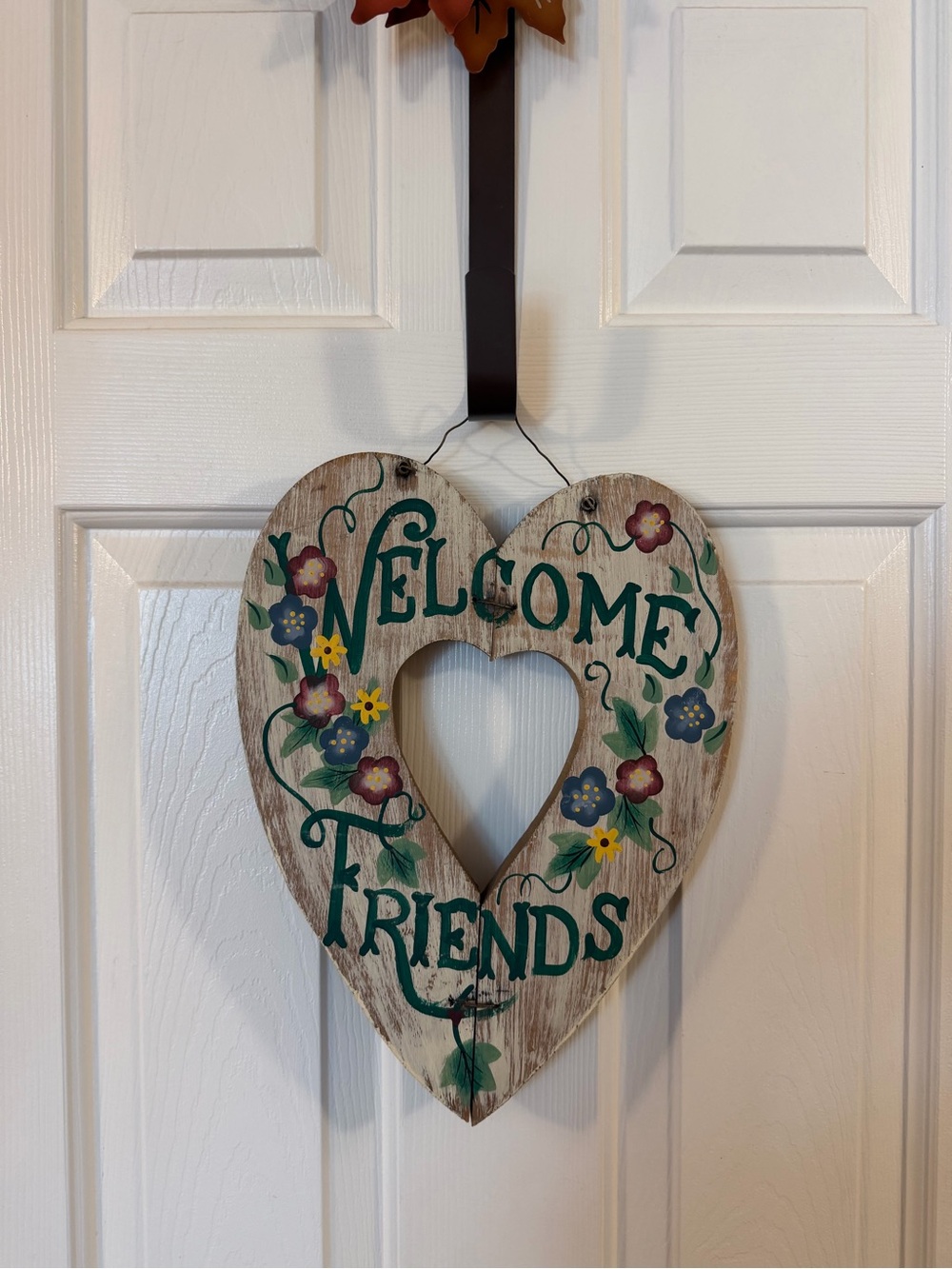 Vintage Handmade Welcome Friends Heart Wall Decor - Green Floral Design